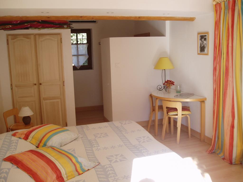 ホテル Saba Cabrières-dʼAvignon 部屋 写真
